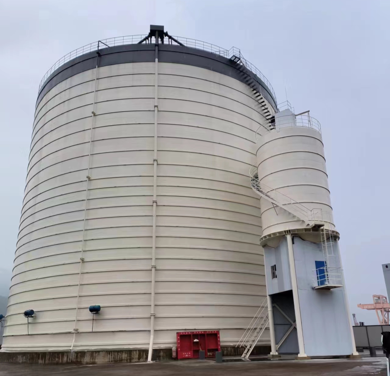 大涌镇10万吨水泥钢板库